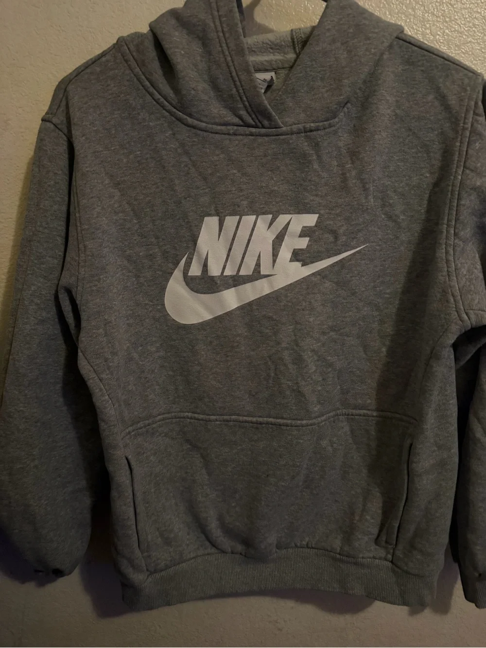 Nike classic crewneck